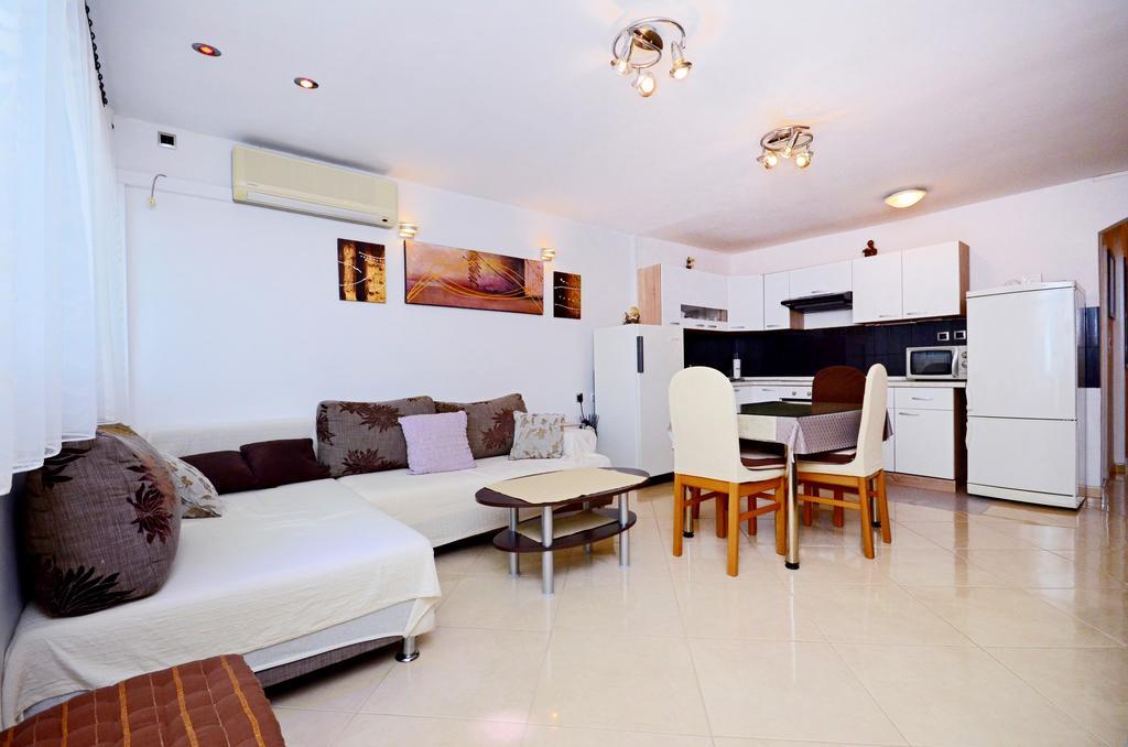 Apartment Diamar Split Phòng bức ảnh