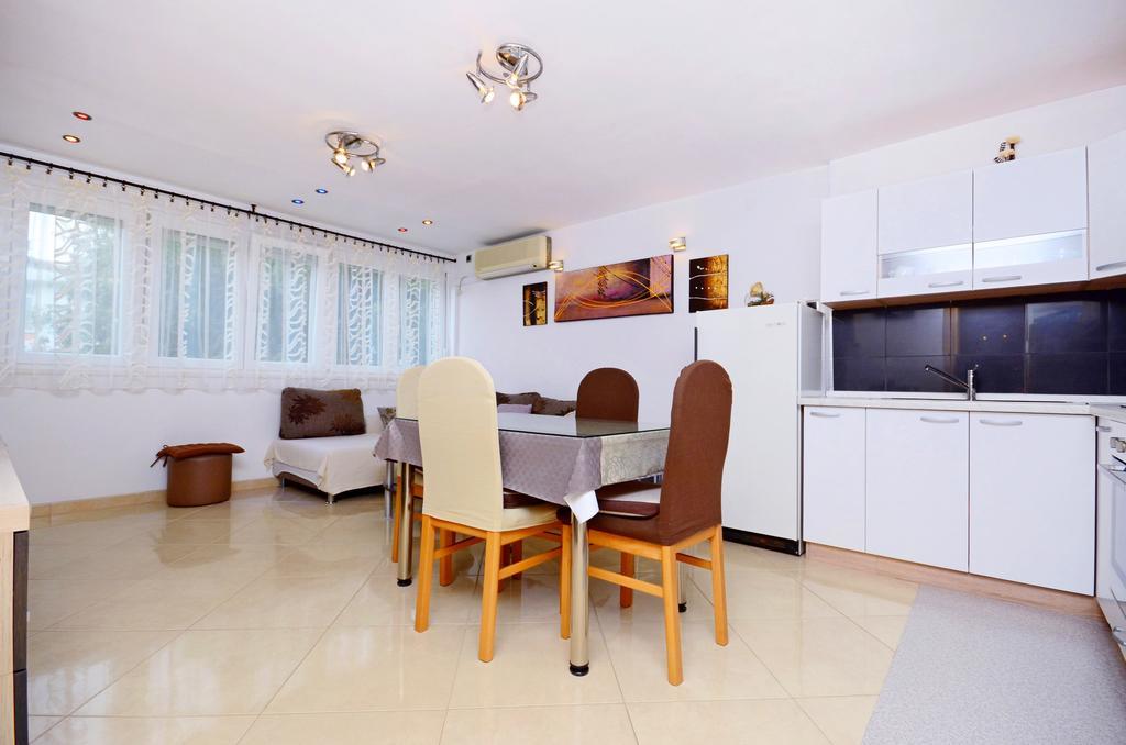 Apartment Diamar Split Phòng bức ảnh